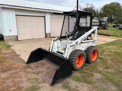 how to identify a bobcat 610 skid steer|bobcat 610 what year.